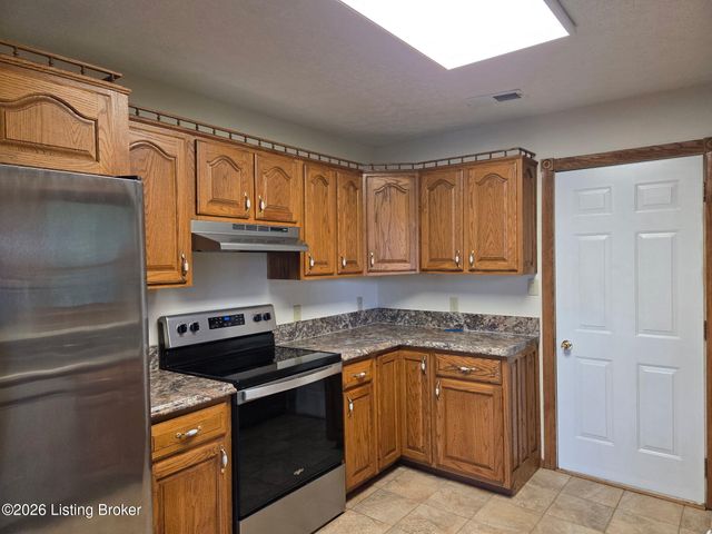 230 Beech Grove Rd, Shepherdsville, KY 40165