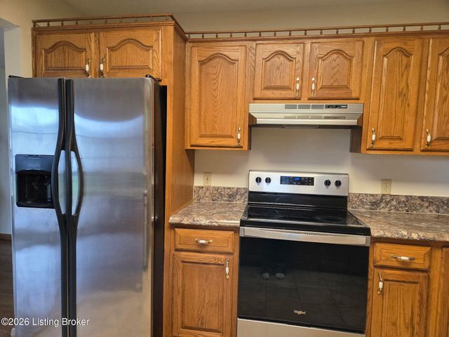 230 Beech Grove Rd, Shepherdsville, KY 40165