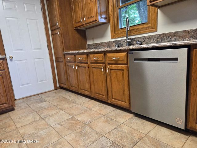 230 Beech Grove Rd, Shepherdsville, KY 40165