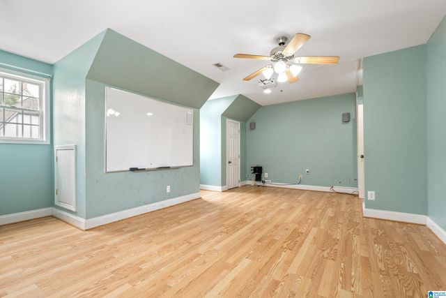 155 CASTLEHILL DRIVE, Vestavia Hills, AL 35226