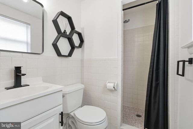 2713 CLAYTON ST, Philadelphia, PA 19152