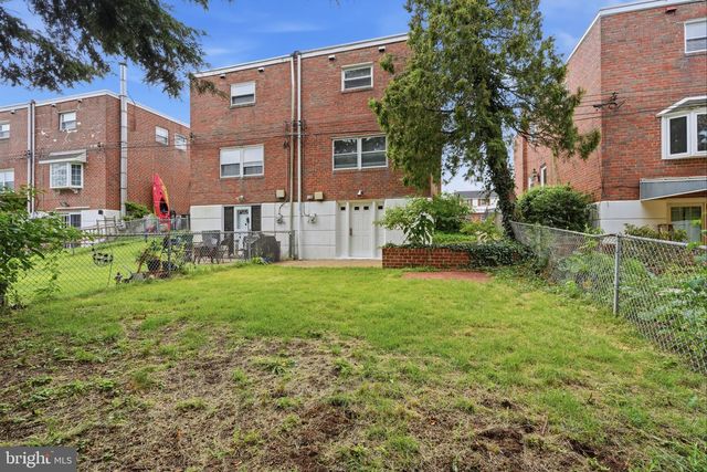2713 CLAYTON ST, Philadelphia, PA 19152