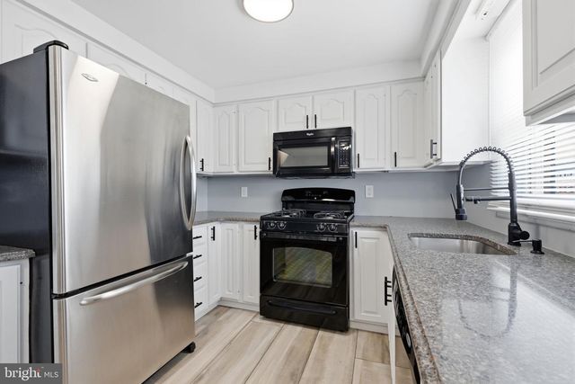 2713 CLAYTON ST, Philadelphia, PA 19152