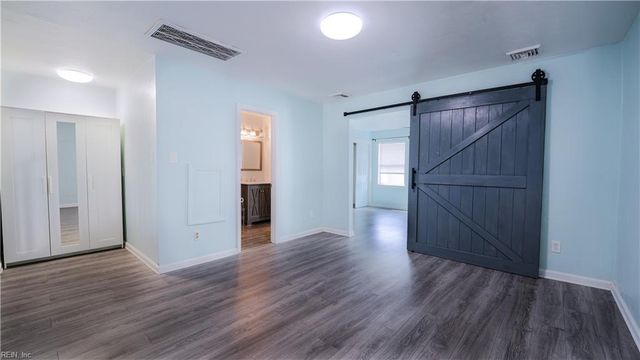 5465 Lynbrook LNDG, Virginia Beach, VA 23462