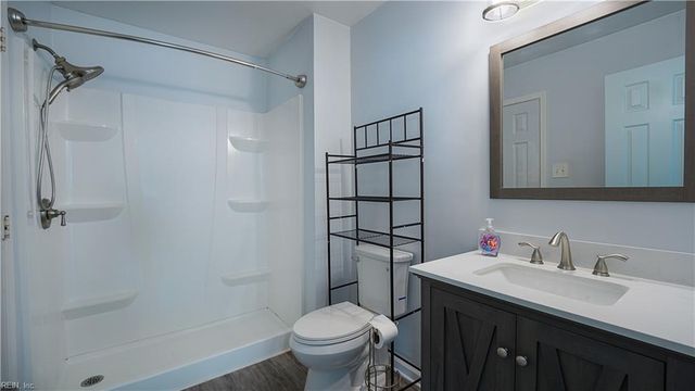 5465 Lynbrook LNDG, Virginia Beach, VA 23462