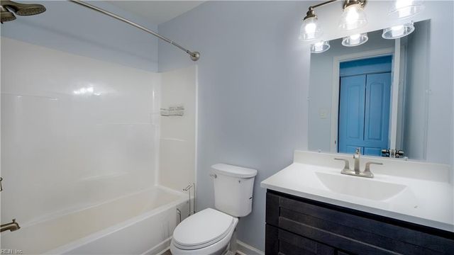 5465 Lynbrook LNDG, Virginia Beach, VA 23462