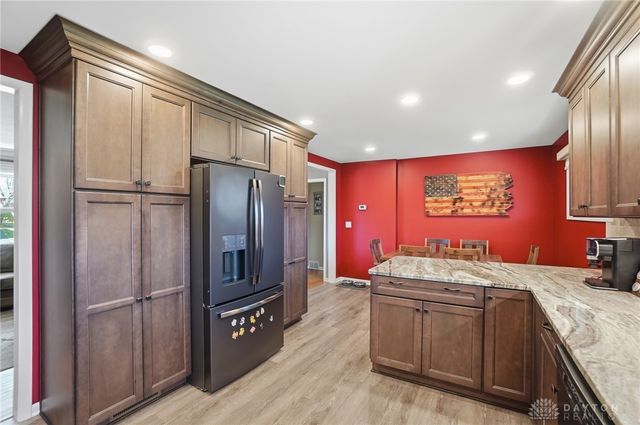 519 Kenbrook Drive, Vandalia, OH 45377