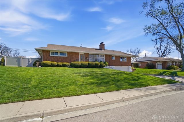 519 Kenbrook Drive, Vandalia, OH 45377