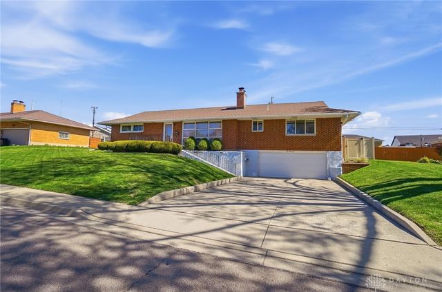 519 Kenbrook Drive, Vandalia, OH 45377