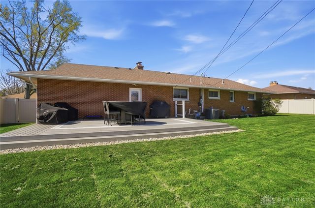 519 Kenbrook Drive, Vandalia, OH 45377