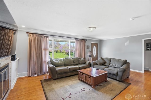 519 Kenbrook Drive, Vandalia, OH 45377