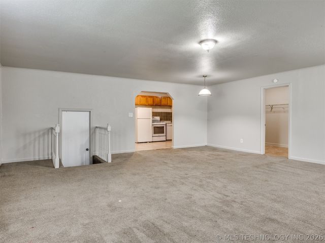 6714 E Jasper Street, Tulsa, OK 74115