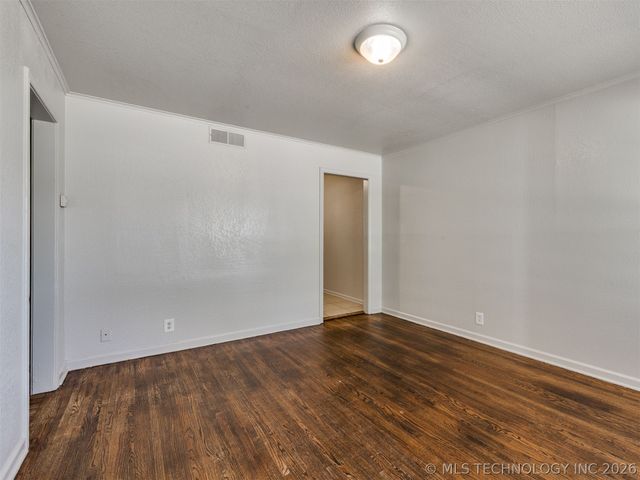 6714 E Jasper Street, Tulsa, OK 74115