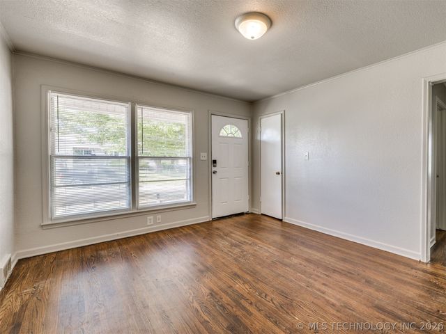 6714 E Jasper Street, Tulsa, OK 74115