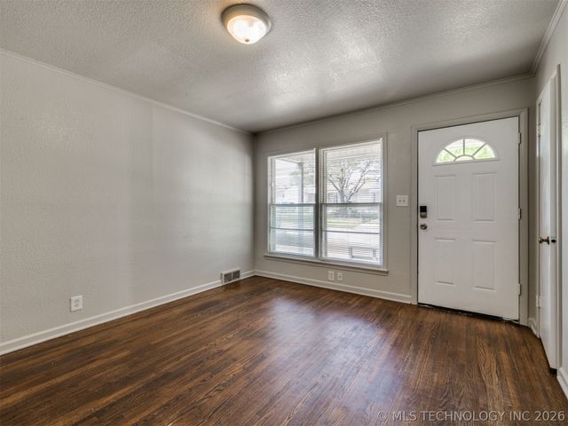 6714 E Jasper Street, Tulsa, OK 74115