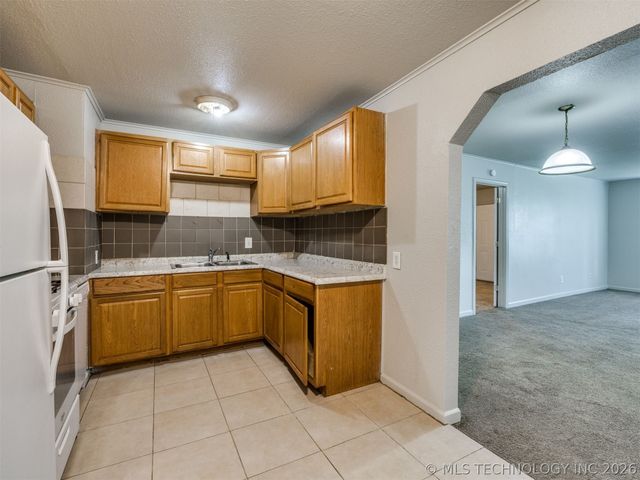 6714 E Jasper Street, Tulsa, OK 74115