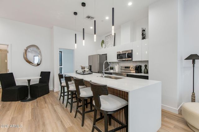 4220 N 32ND Street 17, Phoenix, AZ 85018