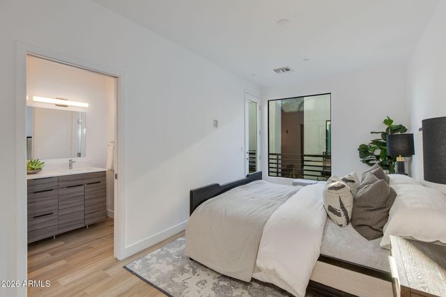 4220 N 32ND Street 17, Phoenix, AZ 85018