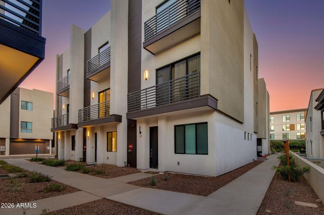 4220 N 32ND Street 17, Phoenix, AZ 85018