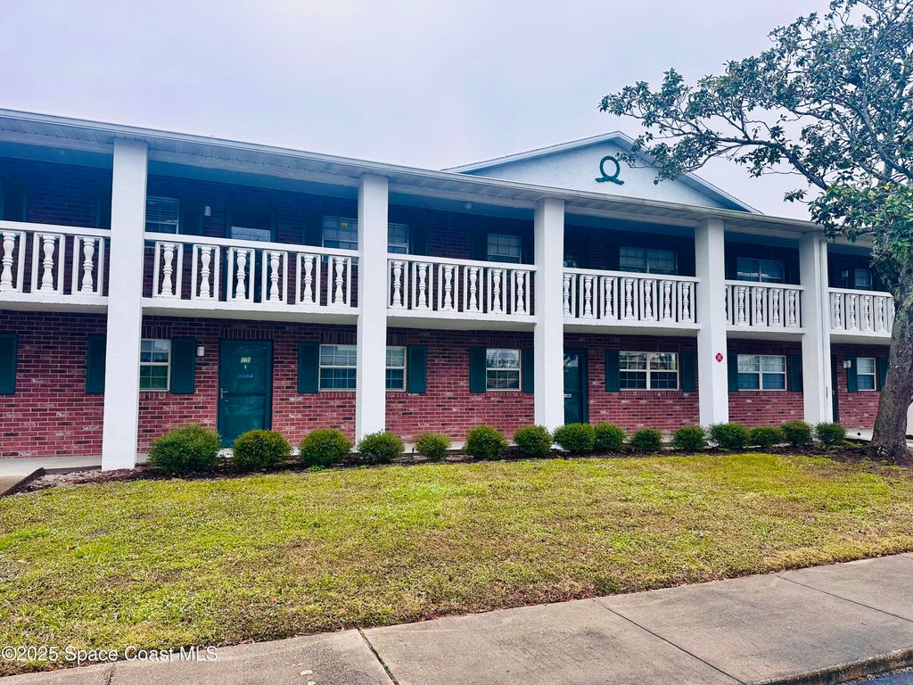 1890 Knox Mcrae Drive 107f, Titusville, FL 32780