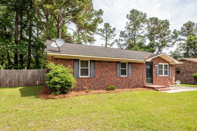 111 Fripp Lane, Summerville, SC 29483