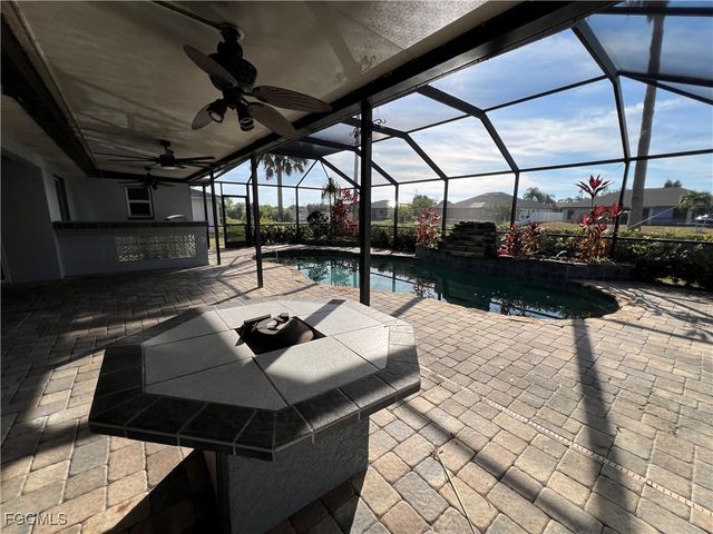 1504 NE 2nd TER, Cape Coral, FL 33909