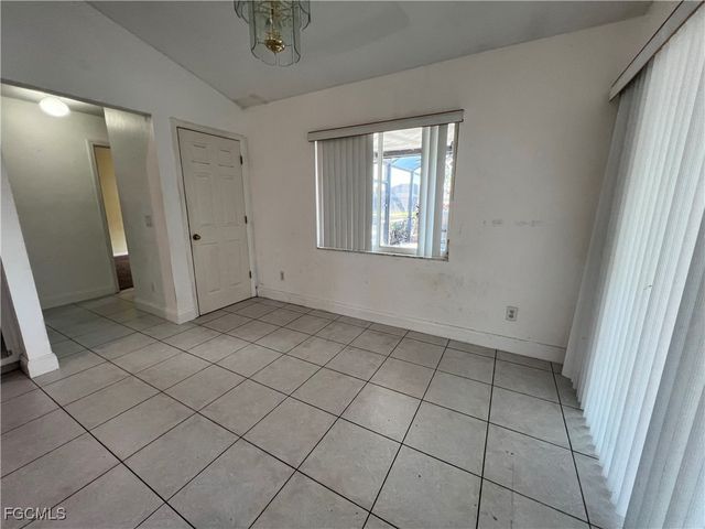 1504 NE 2nd TER, Cape Coral, FL 33909