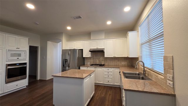 46 Dalea Place, The Woodlands, TX 77382