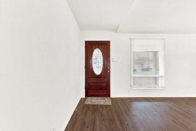 915 Warren Way, Richardson, TX 75080