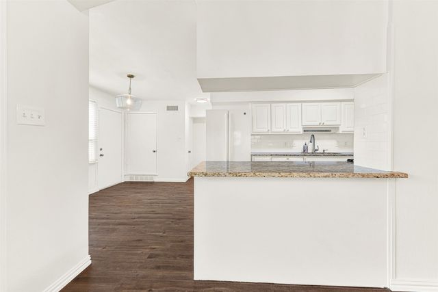 915 Warren Way, Richardson, TX 75080