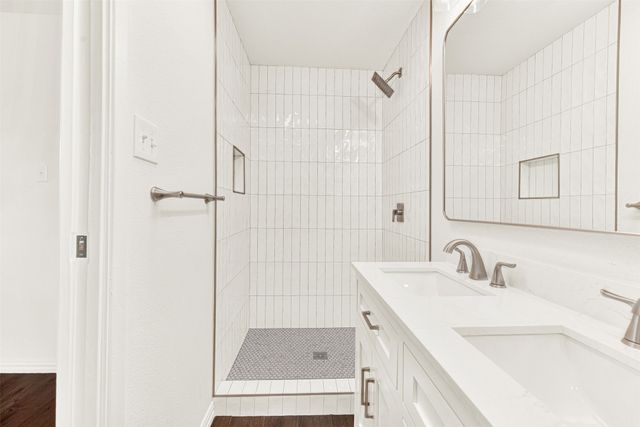 915 Warren Way, Richardson, TX 75080