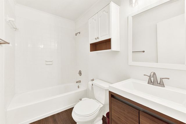 915 Warren Way, Richardson, TX 75080