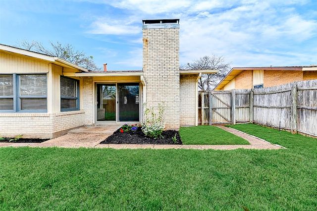 915 Warren Way, Richardson, TX 75080