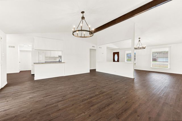 915 Warren Way, Richardson, TX 75080