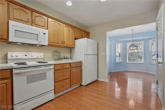 437 E Reserve Drive, Cuyahoga Falls, OH 44223