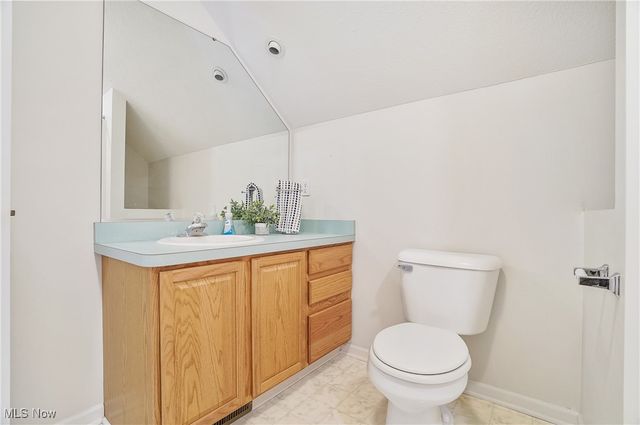 437 E Reserve Drive, Cuyahoga Falls, OH 44223