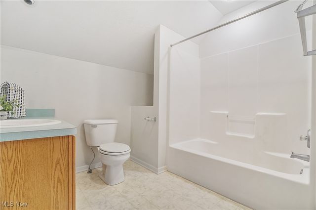 437 E Reserve Drive, Cuyahoga Falls, OH 44223