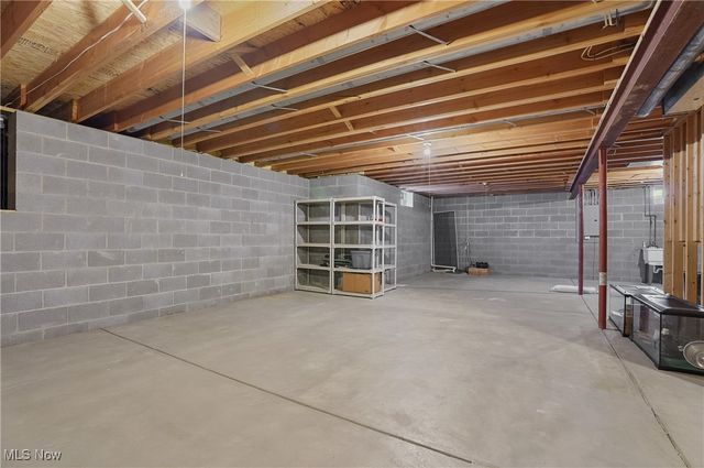 437 E Reserve Drive, Cuyahoga Falls, OH 44223