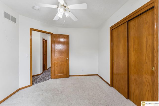 11715 S 25th Avenue Circle, Bellevue, NE 68123