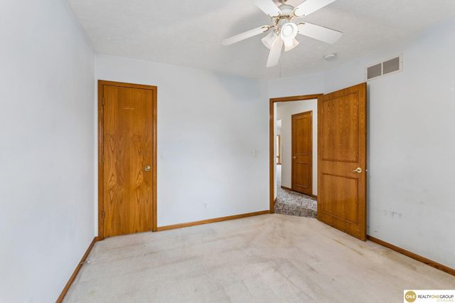 11715 S 25th Avenue Circle, Bellevue, NE 68123