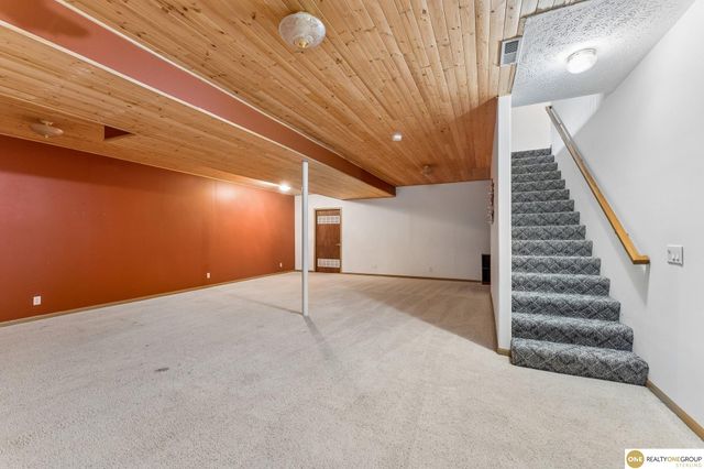 11715 S 25th Avenue Circle, Bellevue, NE 68123