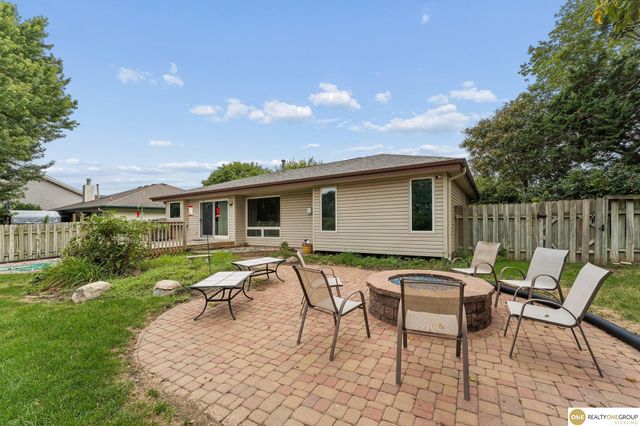 11715 S 25th Avenue Circle, Bellevue, NE 68123