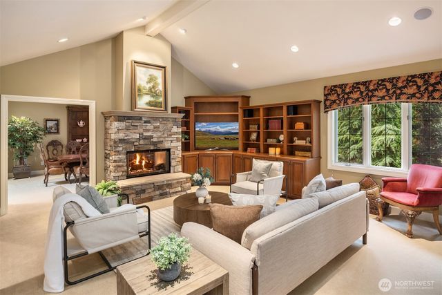 21712 NE 144th Place, Woodinville, WA 98077