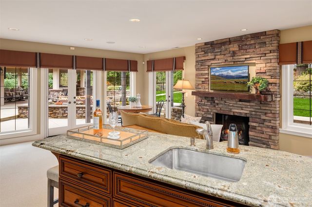 21712 NE 144th Place, Woodinville, WA 98077