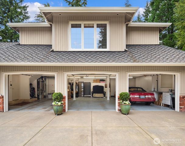 21712 NE 144th Place, Woodinville, WA 98077