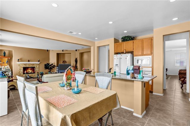 28725 Belmont Park Way, Moreno Valley, CA 92555