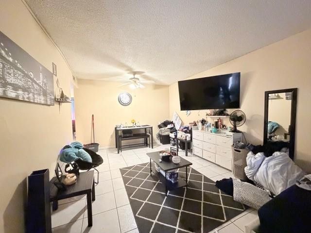 1744 NW 55th Avenue 102, Lauderhill, FL 33313