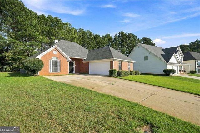 1335 Saint Isabella Court, Locust Grove, GA 30248