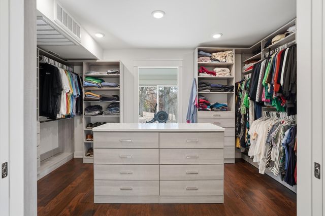 2111 ROCK QUARRY RD, Columbia, MO 65201