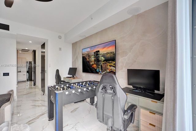 3300 NE 188th Street 210, Aventura, FL 33180